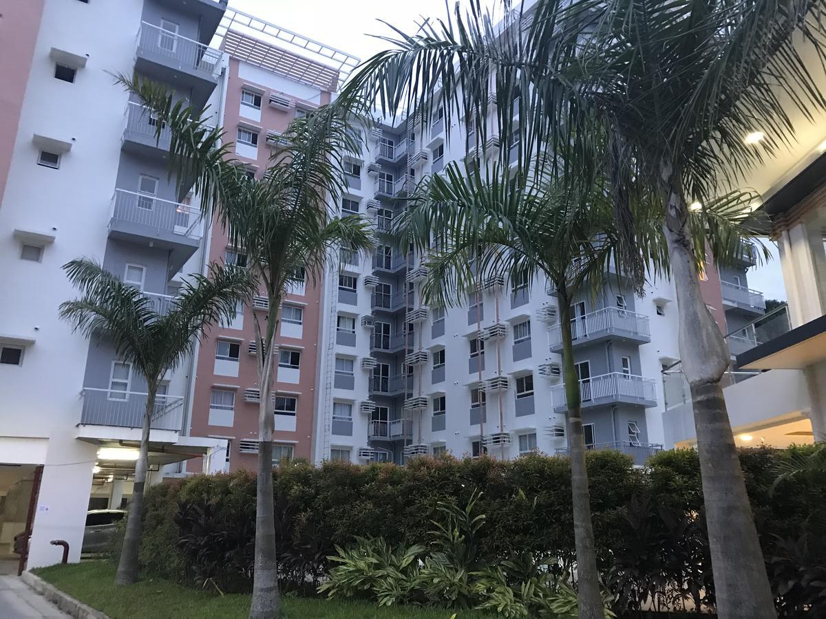 Mivesa Garden Residences By Cec Cebu Buitenkant foto